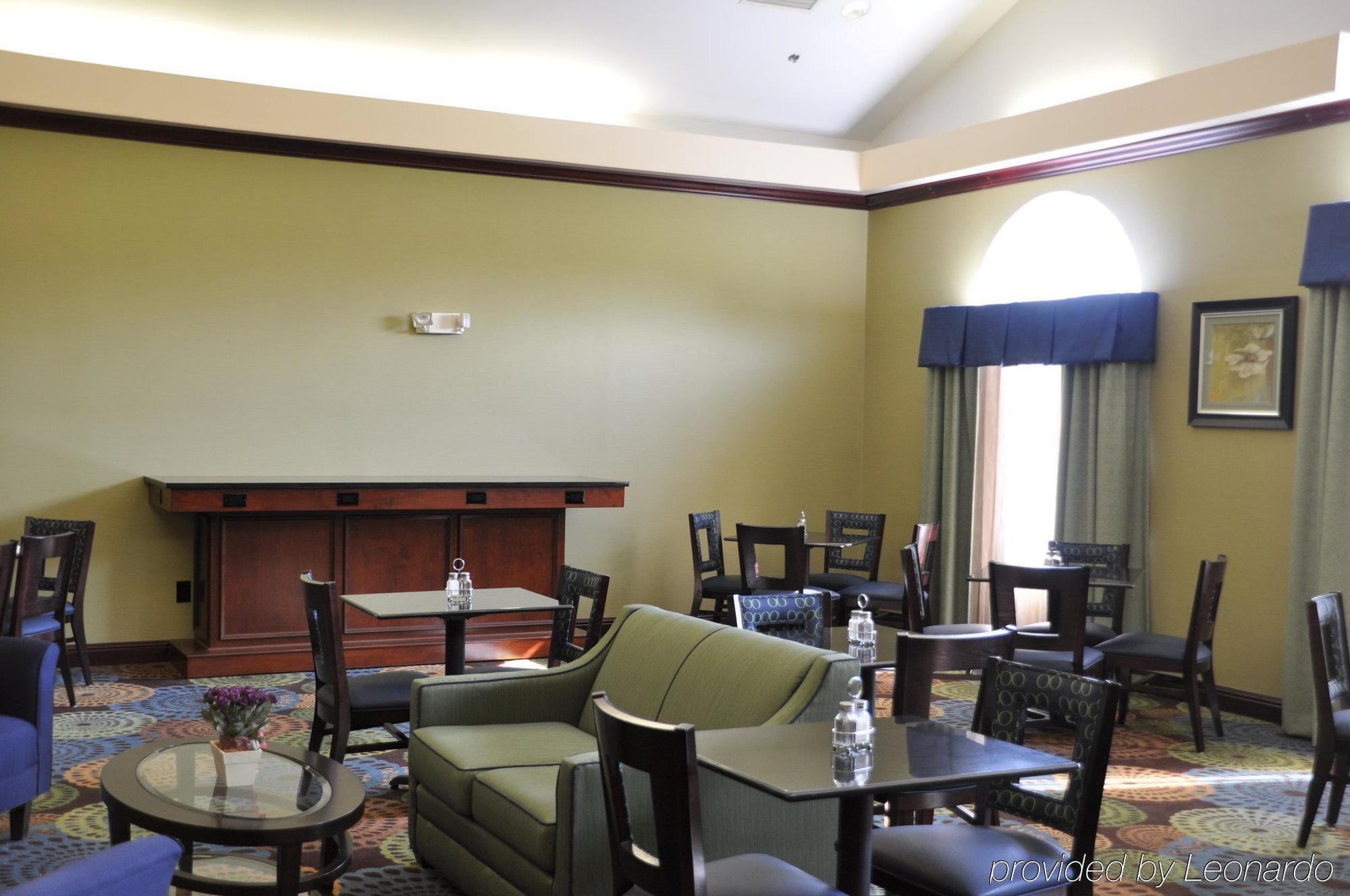 Holiday Inn Express Hotel & Suites Christiansburg By Ihg Exterior photo